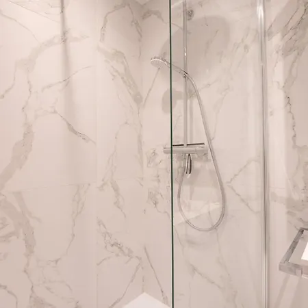 Marvelous And Luxurious With Parking * Oostende