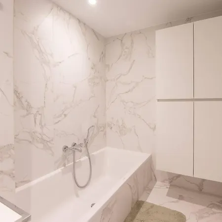 Marvelous And Luxurious For 4 Appartamento Ostenda